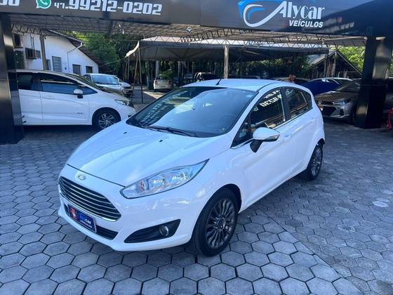 FORD FIESTA 1.0 ECOBOOST TITANIUM PLUS HATCH 12V GASOLINA 4P POWERSHIFT